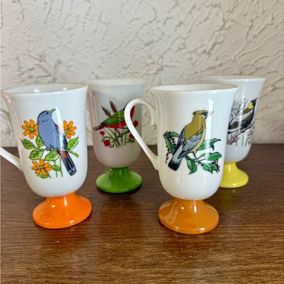 fred roberts Other - Colorful Bird Design Ceramic Mugs - Set of 4